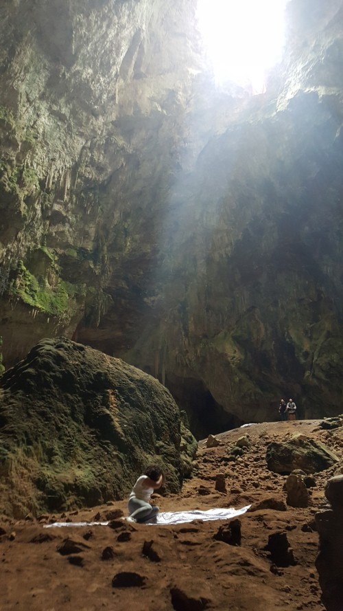 Antoine Renard - SIX MEMOS FOR THE NEXT MILLENIUM